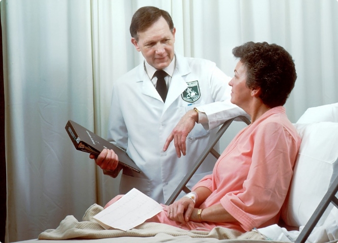 Un médico que mira al mundo: DAMA conecta a especialistas médicos de élite con hospitales en menos de 72 horas
